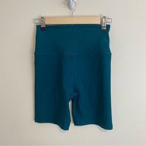 Beyond Yoga Spacedye Biker Short High Rise Dark Teal Size M
